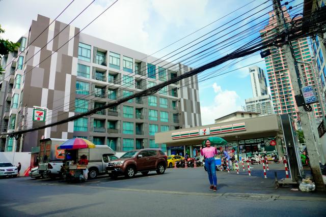 เช่าด่วน!!!  อาคารสุขุมวิท ซ. 16  อาคาร 5 ชั้นสุขุมวิทซอย 16