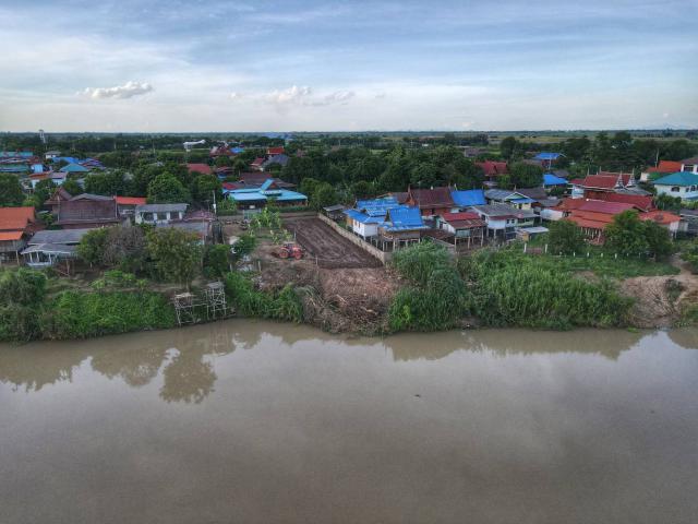 ขายที่ดินติดแม่น้ำเจ้าพระยา อ.บางบาล จ.อยุธยา 103 ตรว. มีที่งอกอีก 20 กว่า ตรว. วิวสวยเทพมาก