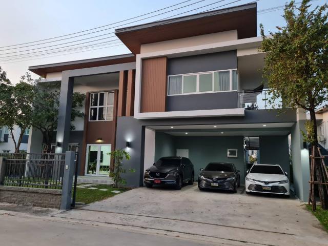 ขายบ้านเดี่ยวขนาดใหญ่ โครงการ ลาวิลล์ล่า พอชช์ ติดถนนสายเอเซีย จ.พระนครศรีอยุธยา 