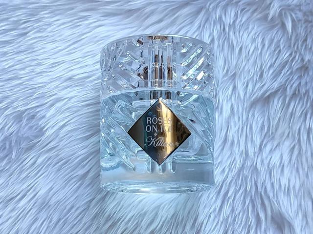 by Kilian - Roses on Ice (EDP) น้ำหอมเคาน์เตอร์แบรนด์แท้ ราคาถูก (ของหิ้ว) 