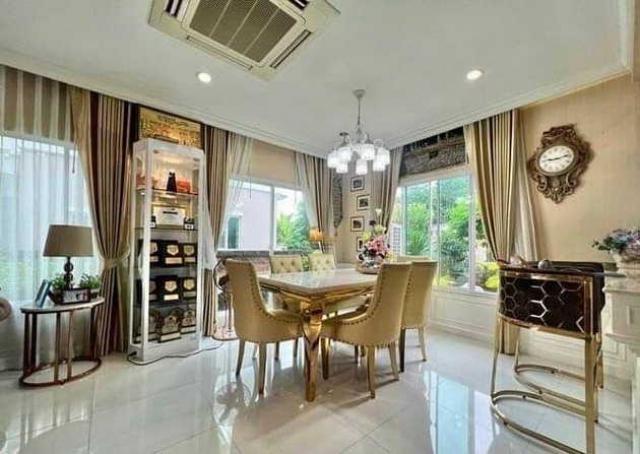 บ้านเดี่ยว 2 ชั้น หมู่บ้านภัสสร เพรสทีจ พัฒนาการ 38  ทำเลทอง   เข้าออกได้ 3 เส้นทาง     