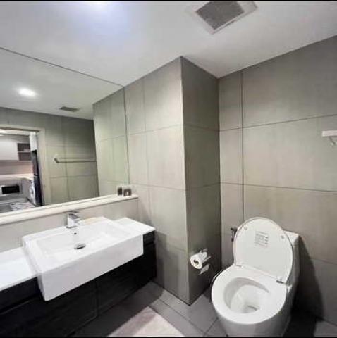 ให้เช่า คอนโด  Luxury 2 ห้องนอน ริมแม่น้ำเจ้าพระยา The Politan River ขนาด 53 ตรม.