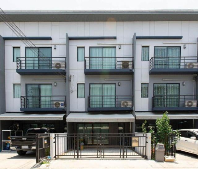 ให้เช่าทาวน์โฮมบ้านกลางเมือง อ่อนนุช พระราม9 ประเวศ