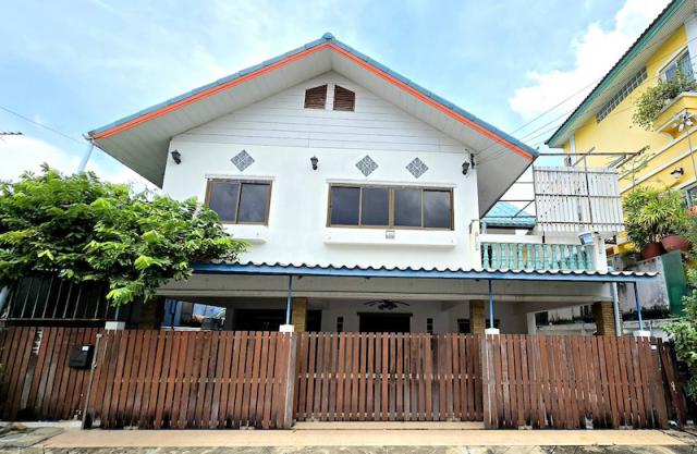 BH3083 ให้เช่าบ้านเดี่ยว 50 ตรว. หมู่บ้านเสนานิเวศน์1 (ประเสริญมนูกิจ18)ใกล้นวมินทร์ซิตี้ อเวนิว, รร.สตรีวิทย์ 