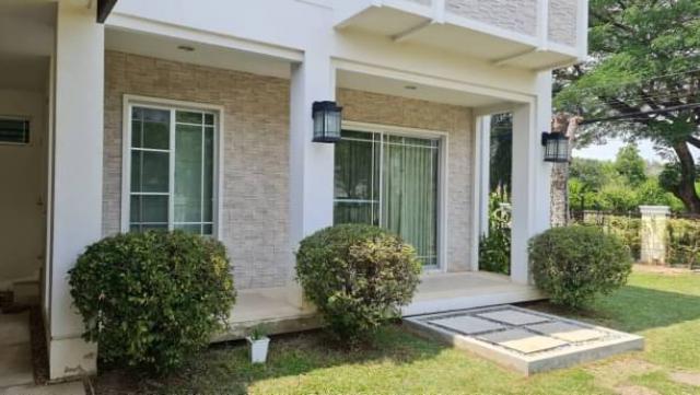 บ้านโครงการคุณภาพ Land&House 8.9 ล้าน 116.5 ตรว. สีวลี ราชพฤกษ์ แม่เหียะ บ้านเดี่ยว 2 ชั้น แปลงหัวมุม เป็นส่วนตัวสูง ทำเลทอง ใกล้สนามบิน