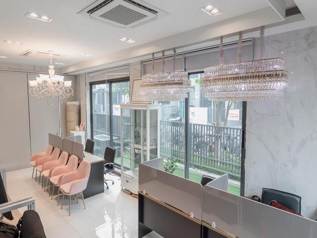 C4615 ขายโฮมออฟฟิศ 4 ชั้น โครงการJW Urban สรงประภา-ดอนเมือง พร้อมลิฟต์แก้วส่วนตัว ใกล้สนามบินดอนเมือง 