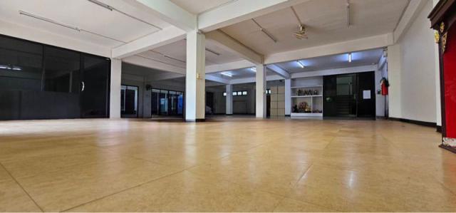 ขายด่วนโรงงานสำนักงานออฟฟิต ทำเลทอง  จ.กรุงเทพมหานคร
