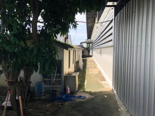 ขายที่ดินพร้อมโรงงาน ตำบลศรีษะทอง อำเภอนครชัยศรี จังหวัดนครปฐม 