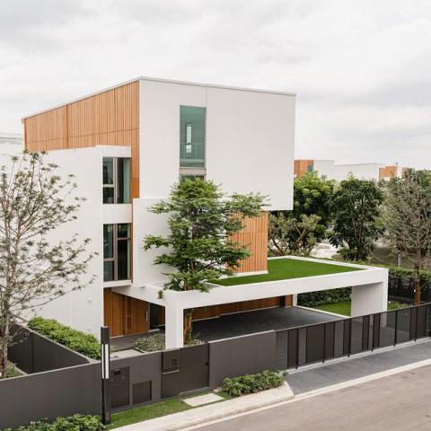 ให้เช่าบ้านเดี่ยว 3 ชั้น โครงการ วีเว่ พระราม 9 ใกล้สวนส่วนกลาง Fully Furnished 