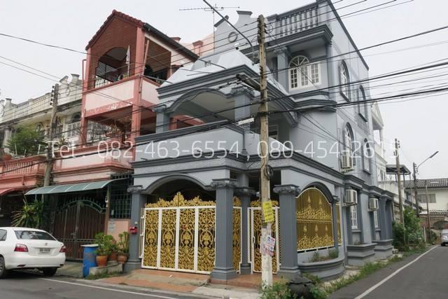 ขายอาคารพาณิชย์ 3ชั้น 4นอน 5น้ำ 1 ห้องครัว โรงจอดรถ 1ห้องออฟฟิศ ตำบลบ่อผุด อำเภอเกาะสมุย จังหวัดสุราษฏ์ธานี