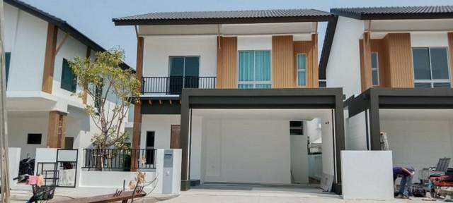 บ้านสร้างใหม่ 2 ชั้น สไตล์โมเดิร์น บ้านแหวน หางดง   