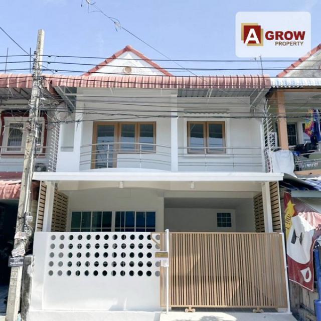 ม. เฟื่องฟ้า 11 เฟส1 แพรกษา (ซอยมังกร-ขันดี) ถนนเมนในโครงการ  รีโนเวทใหม่พร้อมอยู่ ทำเลคุณภาพ ใกล้แหล่งอำนวนความสะดวกทุกอย่าง