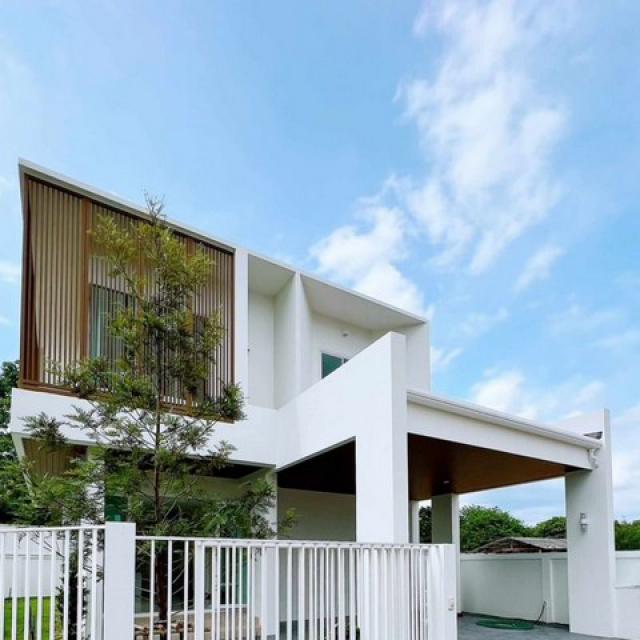 ราคาพิเศษบ้านใหม่สวย วัสดุพรีเมี่ยม สันทรายแม่โจ้  