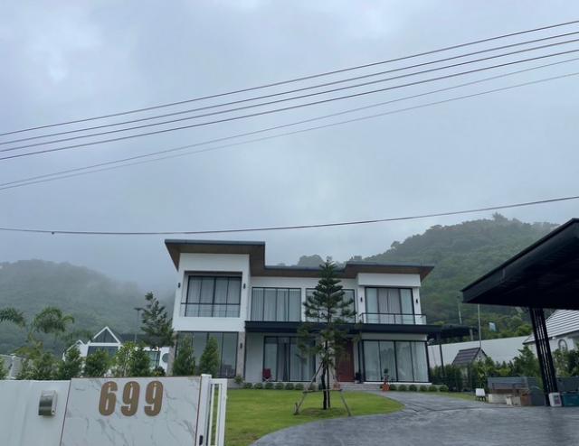 ขายบ้านเดี่ยวตกแต่งหรู เหมาะสำหรับเป็นบ้านพักตากอากาศ บ้านพร้อมเข้าอยู่ จ.ระยอง
