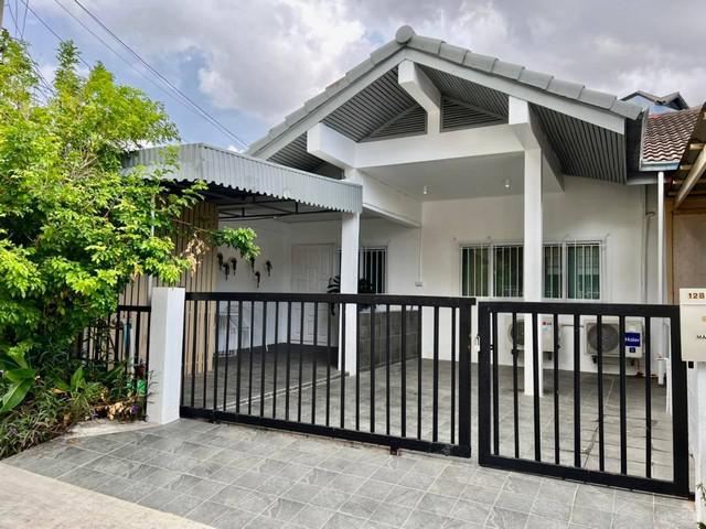 บ้านให้เช่าฝั่งทะเล ใกล้บัวขาว  ใกล้ห้าง ใกล้ทะเล ใกล้Walking