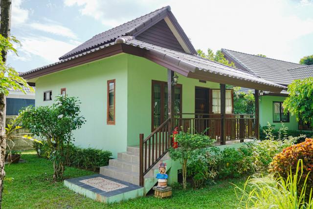 ขายที่ดินพร้อมสิ่งปลูกสร้าง ทำเลทอง อำเภอสันทราย จังหวัดเชียงใหม่