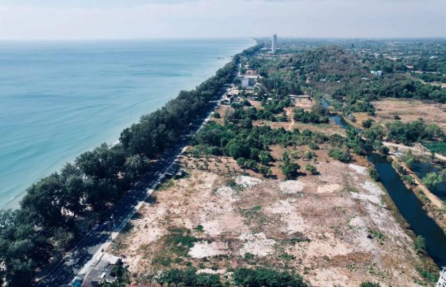 ขายที่ดินสวยมาก ริมทะเล หาดแม่รำพึง 10-3-41.8 ไร่ จ.ระยอง