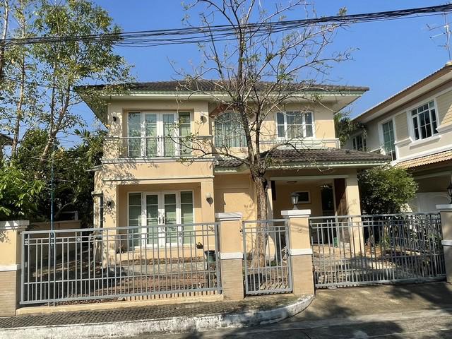 ขายพร้อมผู้เช่า บ้านเดี่ยว 2 ชั้น  60 ตร.ว หมู่บ้านนันทวัน ประชาชื่น ริมคลองประปา ถนนประชาชื่น บ้านสวยพร้อมอยู่ 