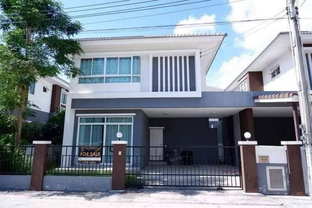 (เดอะ ลิฟวิ่ง ศรีราชา) บ้านเช่าในโครงการ บ้านเดี่ยว 2 ชั้น หนองขาม TP-H0974