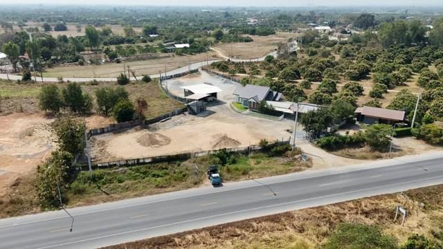 บ้านพร้อมที่ดิน ติดถนนใหญ่ น้ำไม่เคยท่วม ติดเขตเชียงใหม่
