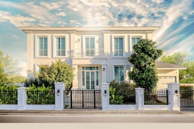 ราคาเริ่มต้นเพียง 12.5 ล้าน บ้านเดี่ยวสุดหรู #โซนหางดง #สไตล์อังกฤษ Neo Georgian Style ให้คุณเลือกบ้านที่ใช่ ด้วยแบบบ้าน 3 ขนาด 3 สไตล์