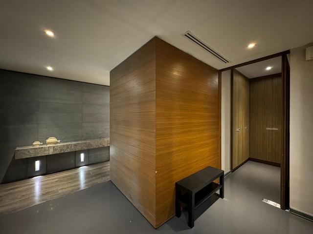 CONDO The Crest  เดอะเครส ร่วมฤดี 265 sq.m.  ใกล้กับ บีทีเอสเพลินจิต บรรยากาศดี ห้องพร้อมเฟอร์นิเจอร์