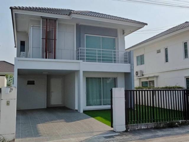 ให้เช่าบ้านเดี่ยว 2 ชั้น มบ.พฤกษานารา มีเฟอร์นิเจอร์ พร้อมเข้าอยู่ เลี่ยงหนองมน ใกล้ตลาดหนองมน บางแสน เหมือง ชลบุรี