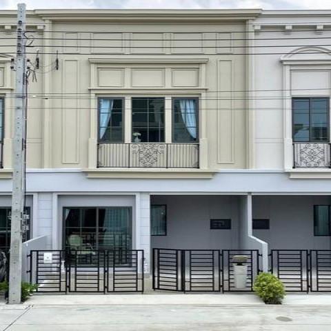 ให้เช่าทาวน์โฮม 2 ชั้น โครงการสิริเพลส เมกา บางนา-ตราด กม. 5 ถ.บัวนครินทร์