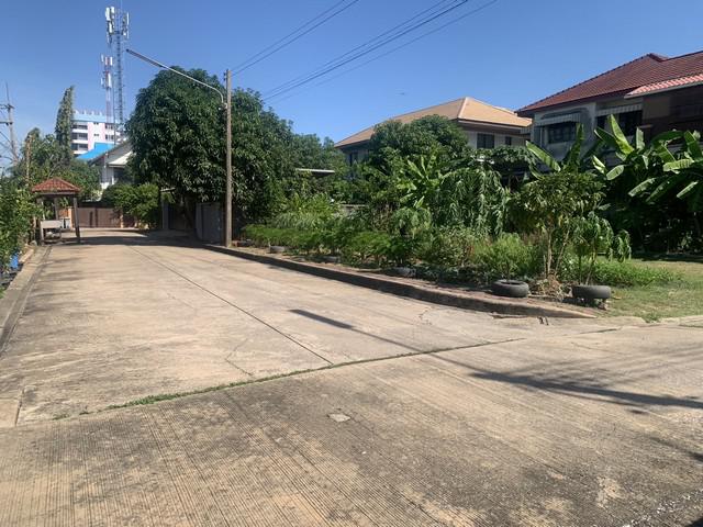  ขายต่ำกว่าราคาประเมินที่ดินขายที่ดินเปล่าโครงการหมู่บ้านปาริชาต คลองสี่
