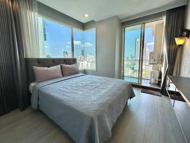 บ้านสิริสุขุมวิท13  Baan Siri Sukhumvit 13 ใกล้ BTS นานา 3นอน 3น้ำ