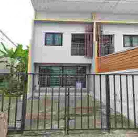 ขายทาวน์เฮาส์ 2 ชั้น ทำเลดี  อำเภอเมือง  จังหวัดฉะเชิงเทรา  ราคา 2350000