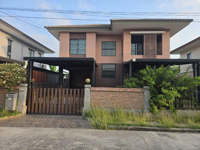 ขายถูก บ้านเดี่ยว พฤกษา วิลเลจ ดีไลท์ 21 เนื้อที่ 50.4 ตรว. ถนนพระเจ้าองค์สาย ใกล้ตลาดลาดสวาย รีโนเวทใหม่  ลำลูกกา จังหวัดปทุมธานี 