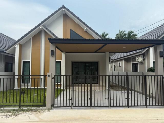ให้เช่า บ้านเดี่ยว 50  ตร.วา  โครงการบ้านสวนทองสพรั่ง บ้านแพ้ว สมุทรสาคร    ZW535