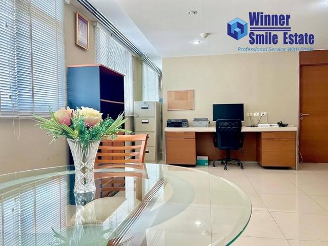 ให้เช่าคอนโด สุขุมวิท ซิตี้ รีสอร์ท ( สุขุมวิท 11 ) ชั้น 9 พื้นที่ 125.34 ตารางเมตร ใกล้ BTS นานา และ MRT อโศก