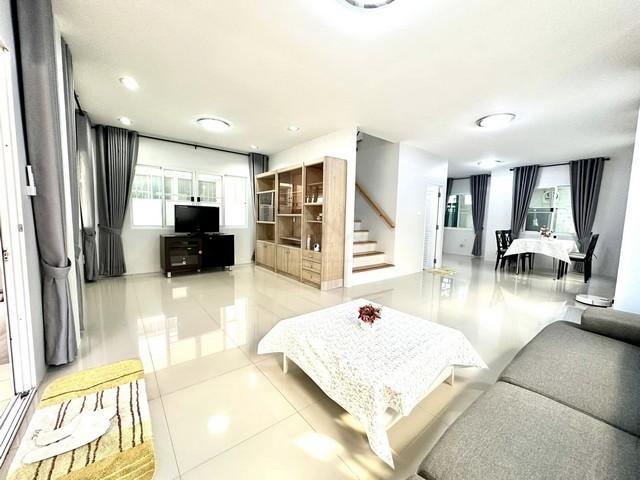 HR 5977  ให้เช่าบ้านเดี่ยว 2 ชั้น 60 ตรว. 3 ห้องนอน ซอยคุ้มเกล้า 39 ลาดกระบัง
