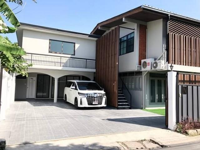  ให้เช่าบ้านเดี่ยว 2ชั้น ตกแต่งสวยพร้อมอยู่ 6ห้องนอน ถนนลาดพร้าวซอย 35 