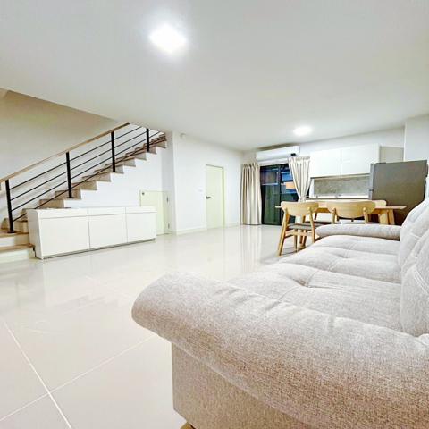 บ้านกลางเมือง ทำเลใหม่ 220ตร.ม. รามอินทรา19 พหล48 ทาวน์โฮม 3ชั้น ถ.เทพรักษ์ MRTลาดปลาเค้า 2.2 กม.18ตร.วา. 3 แอร์ 3นอน 3น้ำ 