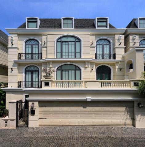 ขาย Pool Villa หรู 3 ชั้น The Boulevard Ekamai 22 สุขุมวิท 63 ขนาด 500 ตรม. แต่งหรู พร้อมลิฟท์ และสระว่ายน้ำส่วนตัว **ขายพร้อมผู้เช่า