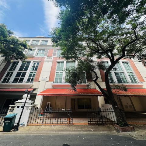 BH3529 ให้เช่าทาวน์เฮาส์ 4 ชั้น บ้านกลางกรุง บริทติช ทาวน์ ทองหล่อ ใจกลางเมือง ใกล้ BTS ทองหล่อ