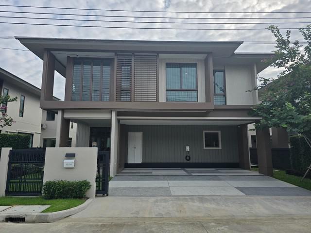 รหัสC6718 ให้เช่าบ้านเดี่ยว 2ชั้น หมู่บ้านบุราสิริ กรุงเพทกรีฑา บ้านตกแต่งหรู เฟอร์นิเจอร์ครบทั้งหลัง