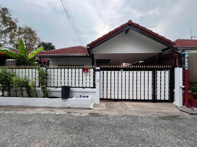 หมู่บ้านเพิ่มศิริ บ้านเดี่ยว 40 ตรว. บ้านเดี่ยวไม่มีค่าส่วนกลาง ซอยเขาตะโล ห่างถนนสุขุมวิท เพียง 100 เมตร 
