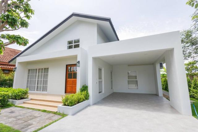 ขายบ้านชานเมือง ราคาเริ่มที่ 3.59 ล้าน 104 ตรว. #ห้วยทราย #แม่ริม #สไตล์มินิมอล #ใกล้นานาชาติเปรม ล้อมรอบด้วยธรรมชาติ