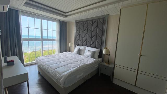 ขายคอนโด Grand Florida beachfront condo resort Pattaya พร้อมอยู่ ทำเลเยี่ยมในนาจอมเทียน พัทยา อำเภอสัตหีบ จังหวัดชลบุรี 
