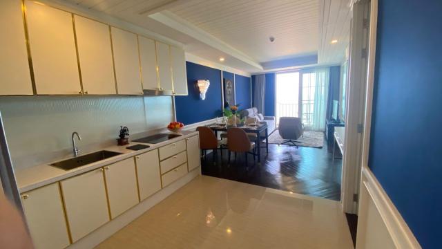 ขายคอนโด Grand Florida beachfront condo resort Pattaya พร้อมอยู่ ทำเลเยี่ยมในนาจอมเทียน พัทยา อำเภอสัตหีบ จังหวัดชลบุรี 