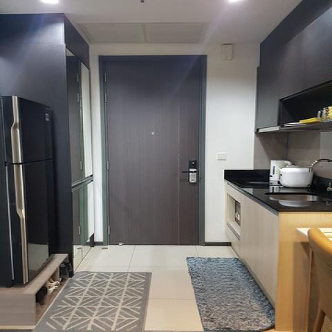 คอนโดให้เช่า The Edge สุขุมวิท 23 ติด MRT สุขุมวิท และ BTS อโศก