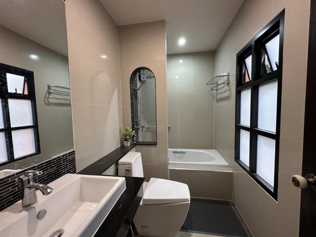 บ้านให้เช่า หมู่บ้าน Ampio Pattaya village 38,000/เดือน รวมค่าส่วนกลางแล้ว อำเภอบางละมุง จังหวัดชลบุรี 