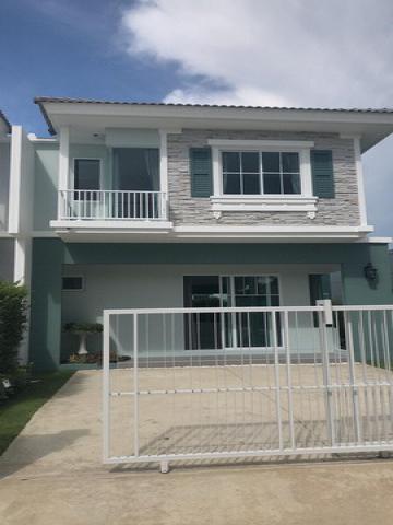 M78ให้เช่าบ้านแฝด 2 ชั้น โครงการvillaggio ประชาอุทิศ90 ใกล้ทางด่วน ใกล้ตลาด ใกล้ร้านสะดวกซื้อ