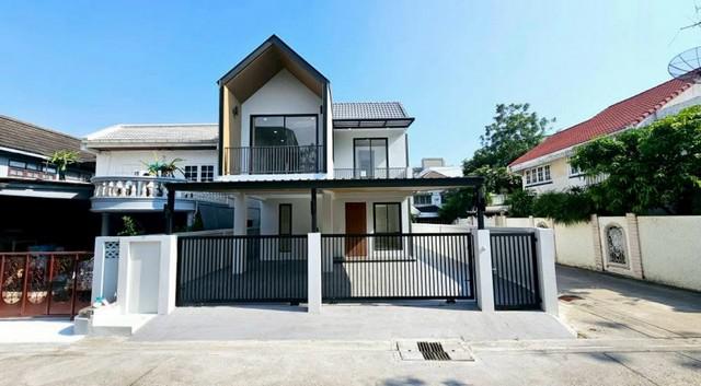 LV53120 ขายบ้านเดี่ยว หลังมุม สุขุมวิท 60/1 พระโขนง บ้านเดี่ยวหลังมุม ในทำเลคนเมือง ไม่มีค่าส่วนกลาง ใกล้ BTS บางจาก