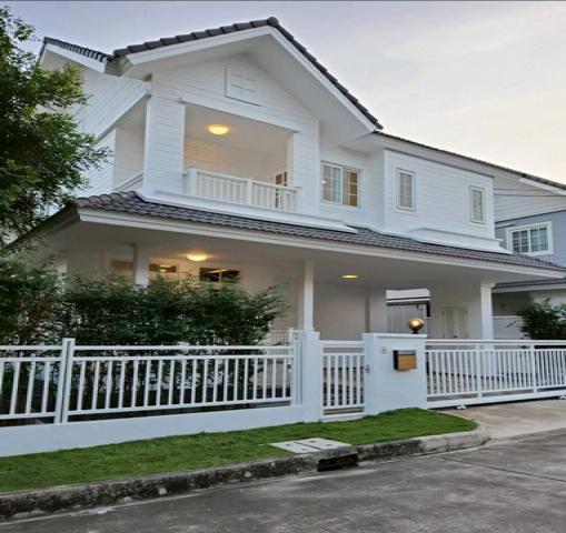 LV53113 ขาย บ้านเดี่ยว บุราสิริ ปัญญาอินทรา Burasiri Panyaindra บ้านสไตล์ยุโรป New England Colonial หมู่บ้านอยู่ตรงข้ามห้างแม็คโคร