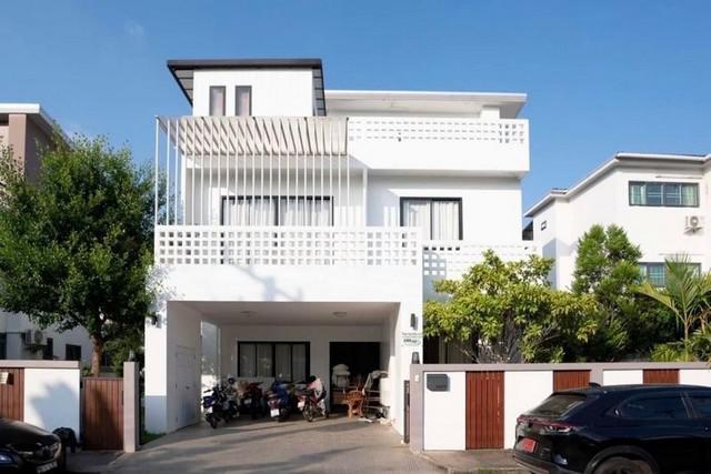 บ้านเดี่ยว 3 ชั้น ติดสนามบิน ขายพร้อมผู้เช่า โซนสุเทพ